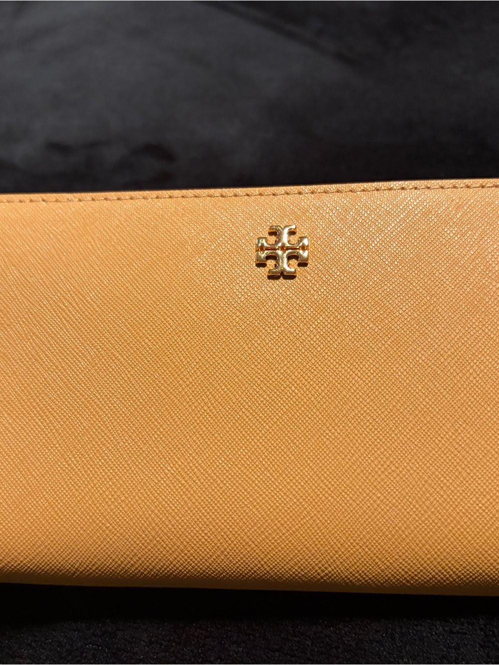 NWT Tory Burch Emerson Wristlet Zip Continental Wallet -Cardamom Tan